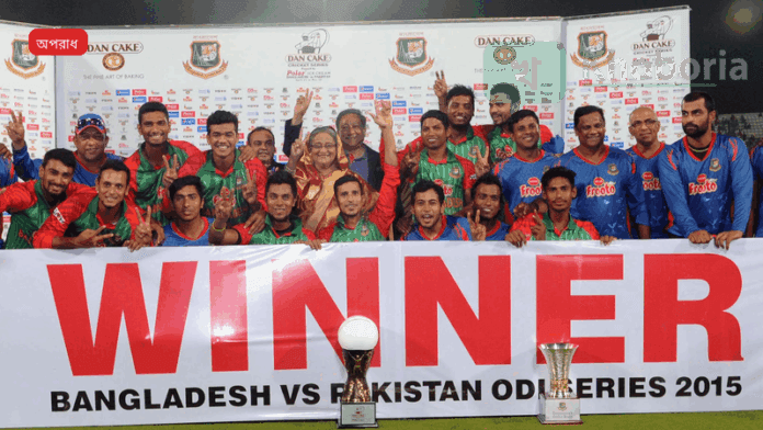 মাদারীপুর ও নরসিংদীতে সড়ক দুর্ঘটনায় ৫ জন নিহত