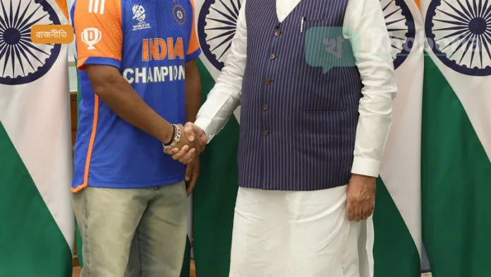 প্রধানমন্ত্রী মোদির অতীত নিয়ে বিতর্ক