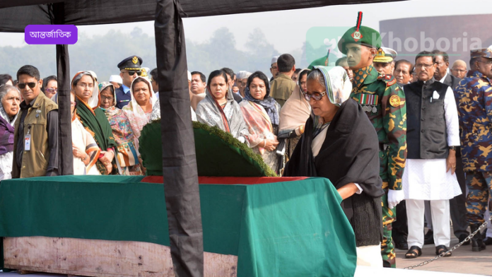 বাংলাদেশ পুলিশের সঙ্গে ফ্রান্সের রাষ্ট্রদূতের সৌজন্য সাক্ষাৎ