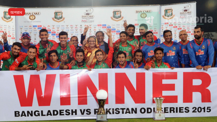 ওসমান হাদির ওপর হামলা: বাংলাদেশের ওপর আক্রমণ