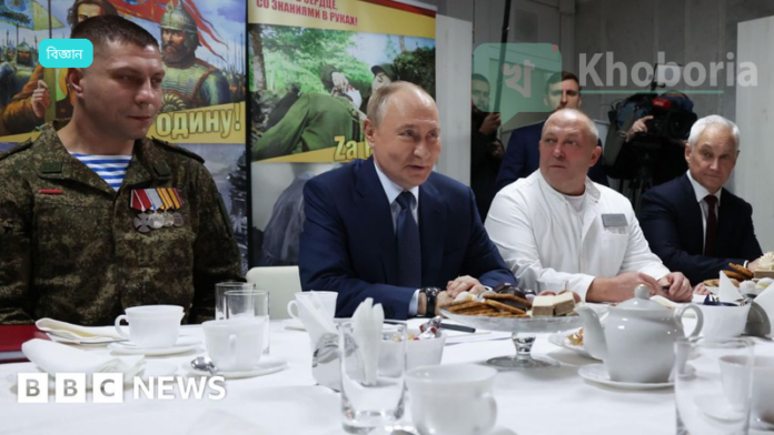 আইএসএস থেকে চারজন মহাকাশচারী মেডিকেল ইভ্যাকুয়েশন শেষে ক্যালিফোর্নিয়া সমুদ্রতটে অবতরণ