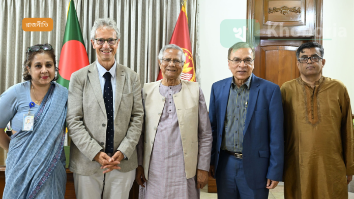 প্রেস সচিব শফিকুল আলমের মন্তব্যে আওয়ামী লীগের সমাজে স্থান না পাওয়ার ইঙ্গিত