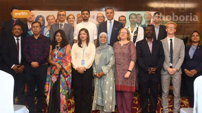 নির্বাচন কমিশনের 'রেডলাইন' এ ঋণখেলাপি ও দ্বৈত নাগরিকদের পার হওয়া রোধে এনসিপি কঠোর পদক্ষেপের ইঙ্গিত