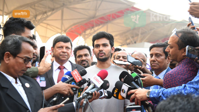 জাতীয় নাগরিক দলের মুখপাত্র আসিফ মাহমুদ সজীব ভুঁইয়া চট্টগ্রামে নির্বাচনী পথসভায় ১৭ বছরের অত্যাচারের নতুন রূপের কথা বলেন